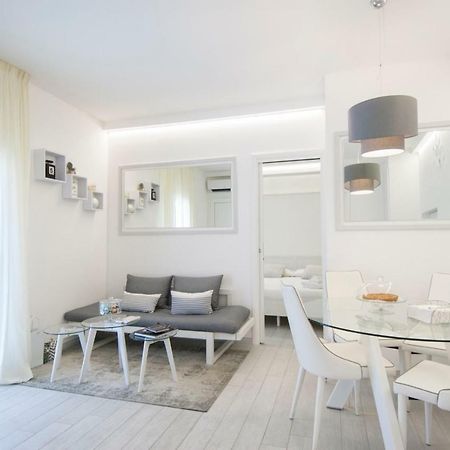 White Apartment Forte dei Marmi Exterior foto